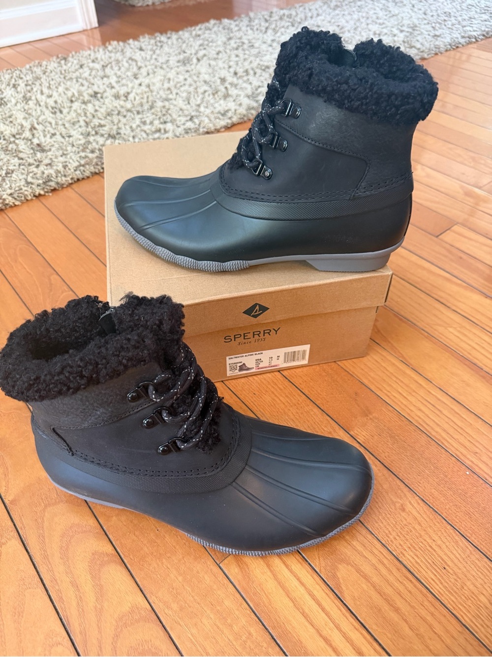 Sperry Black Insulated Waterproof Lace-Up Duck Boots size 10 new